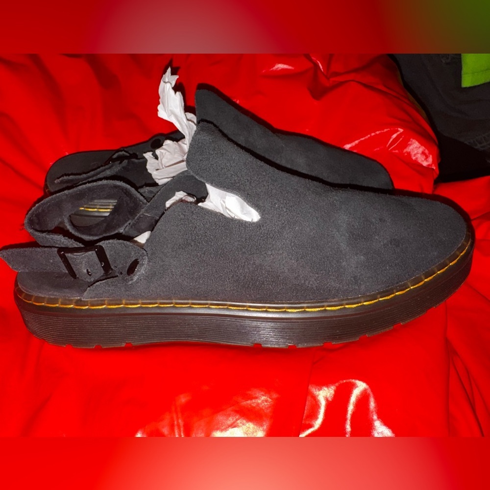 Dr. Martens UNISEX Carlson Suede Casual Slingback Mules in black - Picture 8 of 16